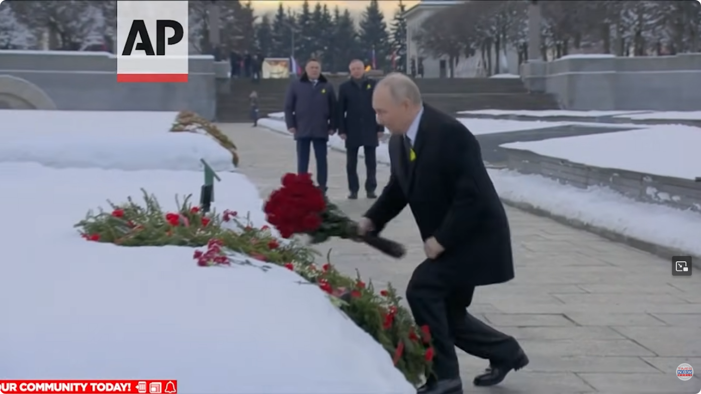 Jahrestag des Leningrad-Belagerungs-Endes: Putin legt Blumen nieder